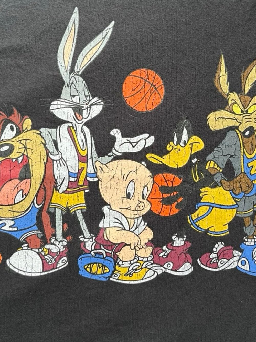 Looney Tunes Basketball Graphic Tee Black Retro Cartoon T-Shirt Bugs Bunny S/M - Picture 9 of 10